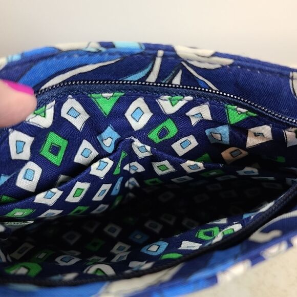 Vera Bradley Hannah "Mediterranean Blue" - Picture 4 of 4
